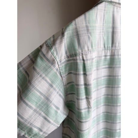1980's-1990's FRANCE MADE Sheer fabric plaid patterned short sleeve shirt