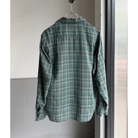 1960's Sheer cotton fabric plaid pattern open collar shirt