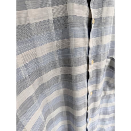 1980's sheer fabric plaid patterned short sleeve shirt