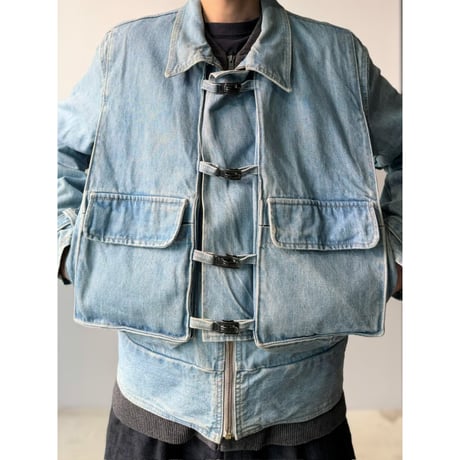 1980's-Early 1990's CANADA MADE Denim hook jacket with gusset pocket