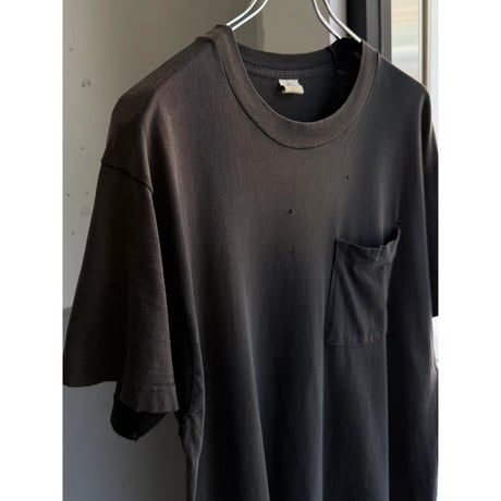 1980's Sun faded & Damaged Black Color Tee