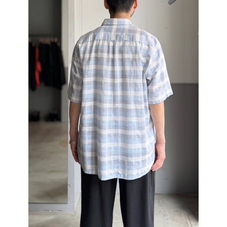 1980's sheer fabric plaid patterned short sleeve shirt