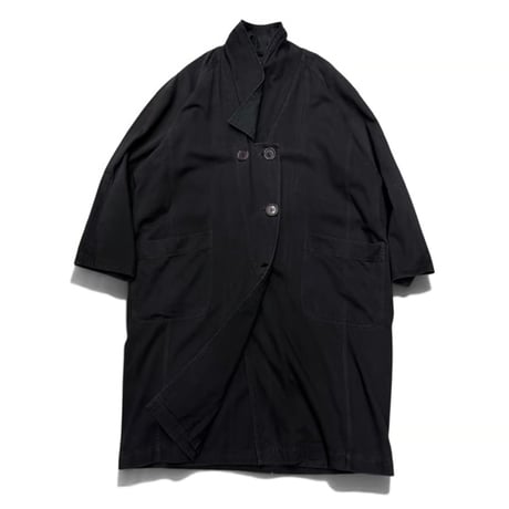 1980's Black cotton fabric wide silhouette raglan sleeve coat