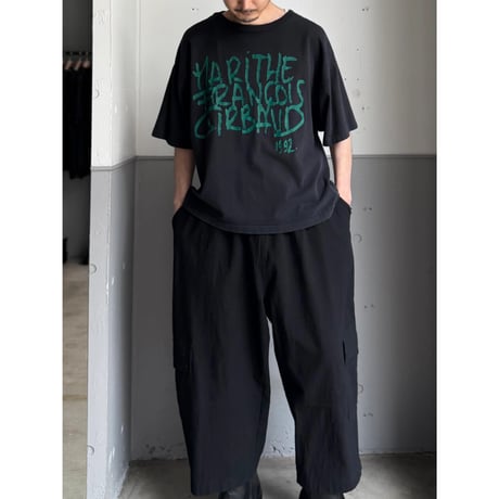 1990's "MARITHÉ FRANCOIS GIRBAUD" Wide & Short silhouette Printed Tee