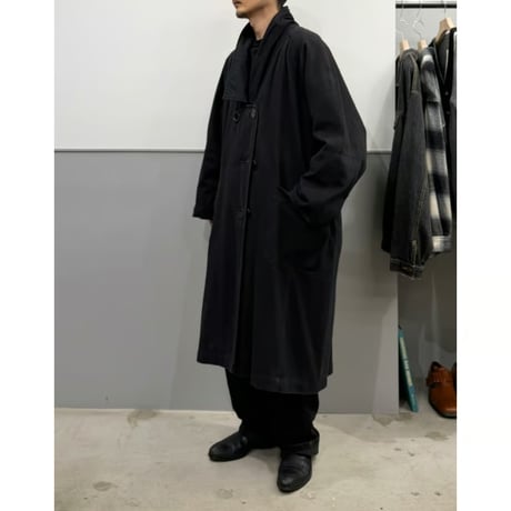 1980's Black cotton fabric wide silhouette raglan sleeve coat