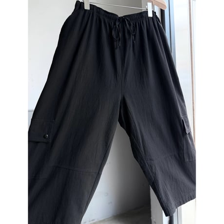 2000's Cotton fabric cropped relaxing pants with side flap pocket