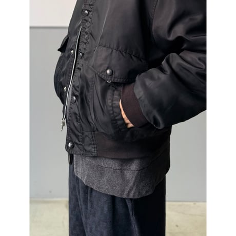 1990's Wide & Short Silhouette nylon shell padding jacket