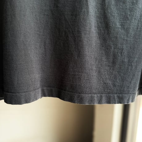 1990's "MARITHÉ FRANCOIS GIRBAUD" Wide & Short silhouette Printed Tee