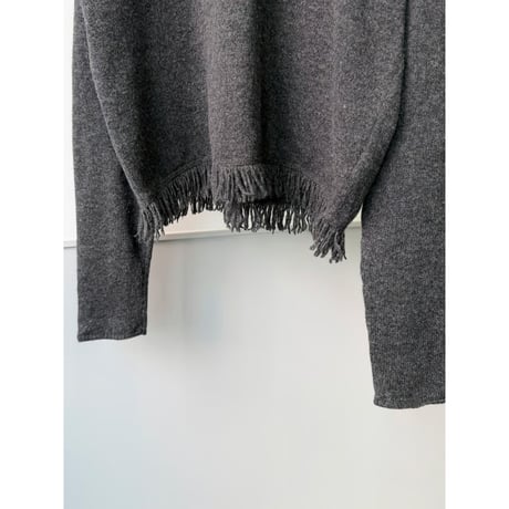1990's-2000's "Eddie Bauer" Wool knit fringe hem & V-neck sweater