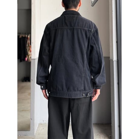 2000's "MARITHÉ FRANÇOIS GIRBAUD" Front Pleats / X Pocket Design Black Denim Trucker Jacket