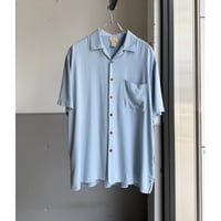2000's Silk fabric open collar short sleeve shirt