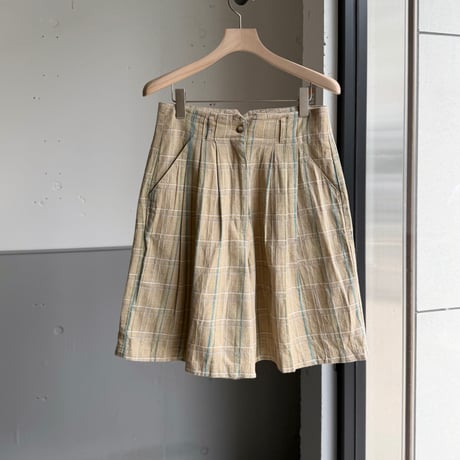 1990's Linen / Cotton plaid fabric 3tuck shorts
