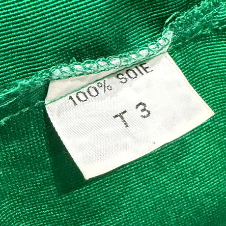 1990's Green color silk fabric open collar shirt
