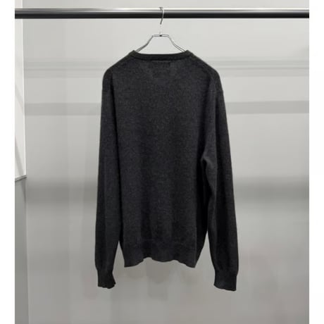 V-necked Cashmere Knit Sweater