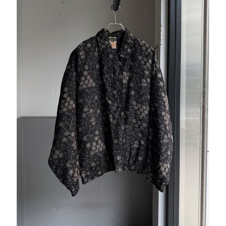 1990's Silk fabric floral patterned zip-up jacket