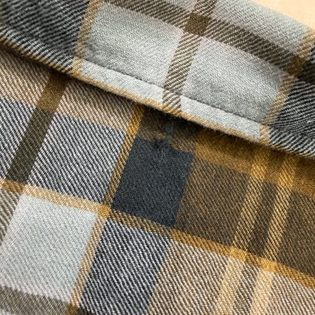 1960's "Viyella by Deacon Brothers" Wool / Cotton twill plaid pattern open collar shirt