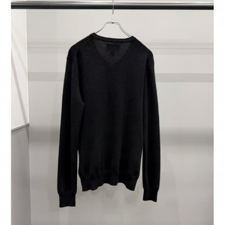 V-necked 2PLY Cashmere Knit Sweater