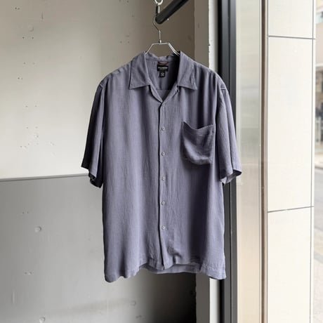 2000's Silk fabric open collar short sleeve shirt