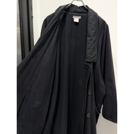 1980's Black cotton fabric wide silhouette raglan sleeve coat
