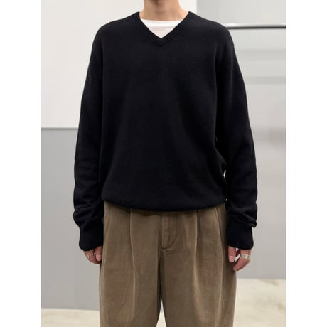 2000's〜 V-necked Cashmere Knit Sweater