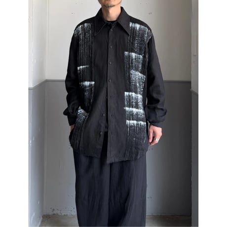 2000's 12tuck & Painted Black linen fabric shirt