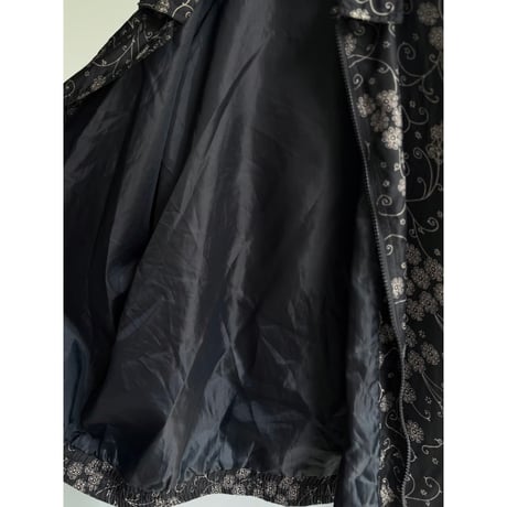 1990's Silk fabric floral patterned zip-up jacket
