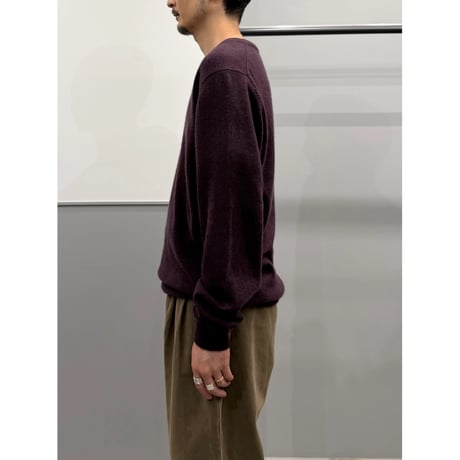 V-necked Cashmere Knit Sweater
