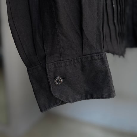 2000's 12tuck & Painted Black linen fabric shirt