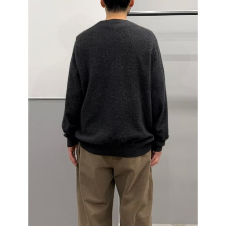 V-necked Cashmere Knit Sweater