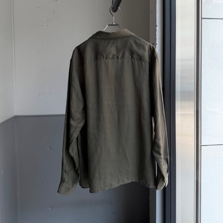 Linen / Lyocell fabric open collar shirt