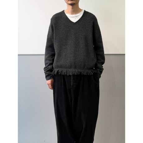 1990's-2000's "Eddie Bauer" Wool knit fringe hem & V-neck sweater
