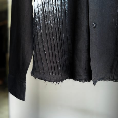 2000's 12tuck & Painted Black linen fabric shirt