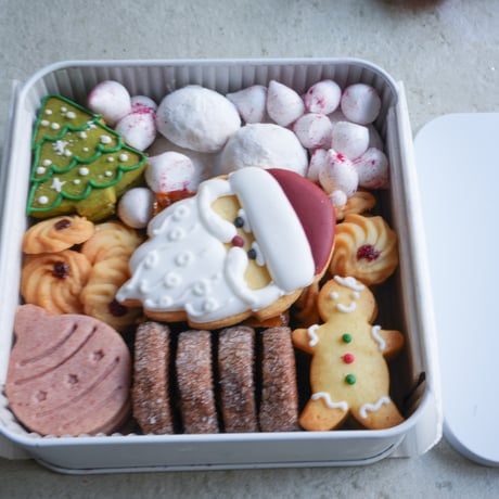 クリスマス限定 クッキー缶【店頭受け取りご予約分 11/18より販売】