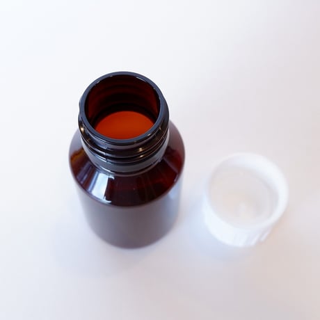 遮光プラスチックボトル　茶色　50ml　中栓付・セキュリティキャップ