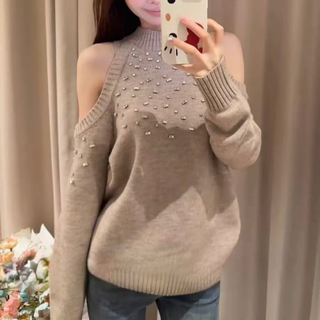 Bijou Shoulder Knit Top 2色