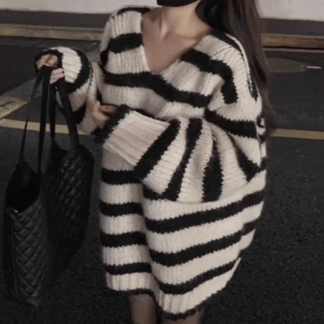 Loose Stripe Knit Top
