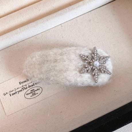 Fuzzy Bijou Hair Pin 6種