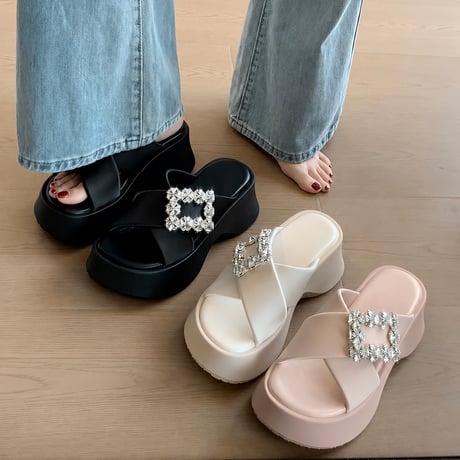 Crystal Buckle Sandals 3色