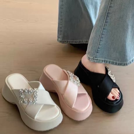 Crystal Buckle Sandals 3色