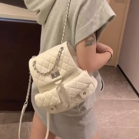 Quilt Pocket Backpack 2色