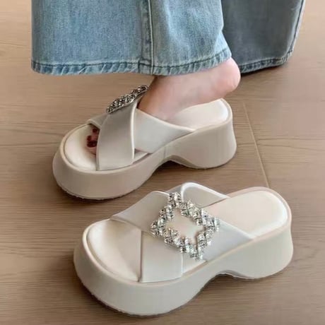 Crystal Buckle Sandals 3色