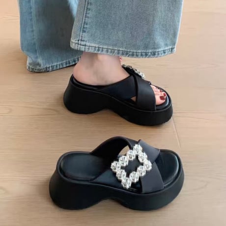 Crystal Buckle Sandals 3色