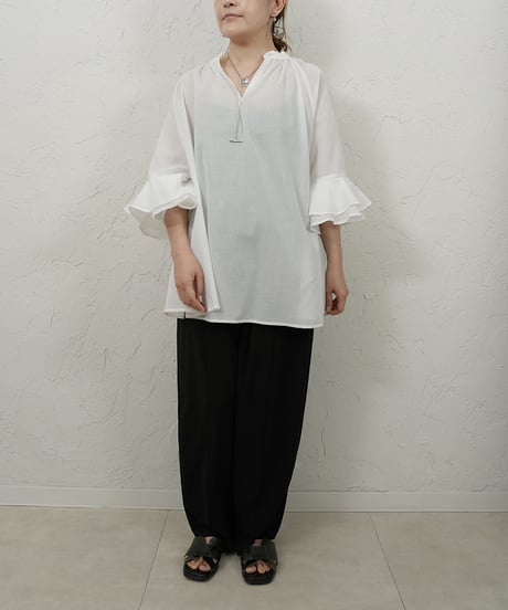 ２WAY frill blouse