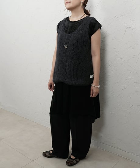 MOHAIR HAND VEST