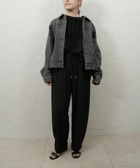 Frill tops