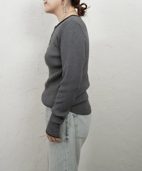 Neck color scheme henry neck knit