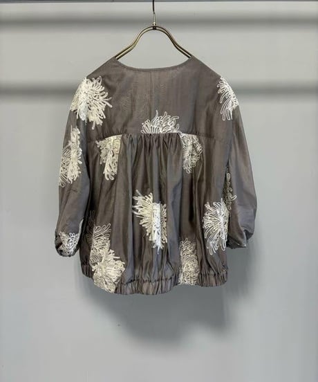 【MARGAUX VINTAGE】　ご予約 刺繍ZIPシアーブルゾン