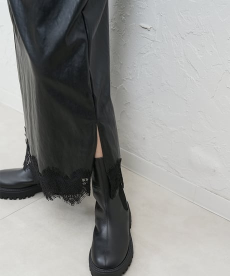 Hem race leather　skirt