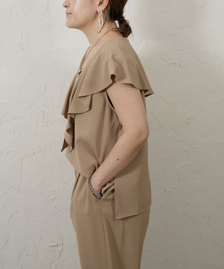 Frill tops 【beige ラスト2点】
