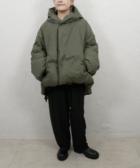 【WYTE】　ご予約 数量限定　Light Nylon Δ LINE Hooded Down CT